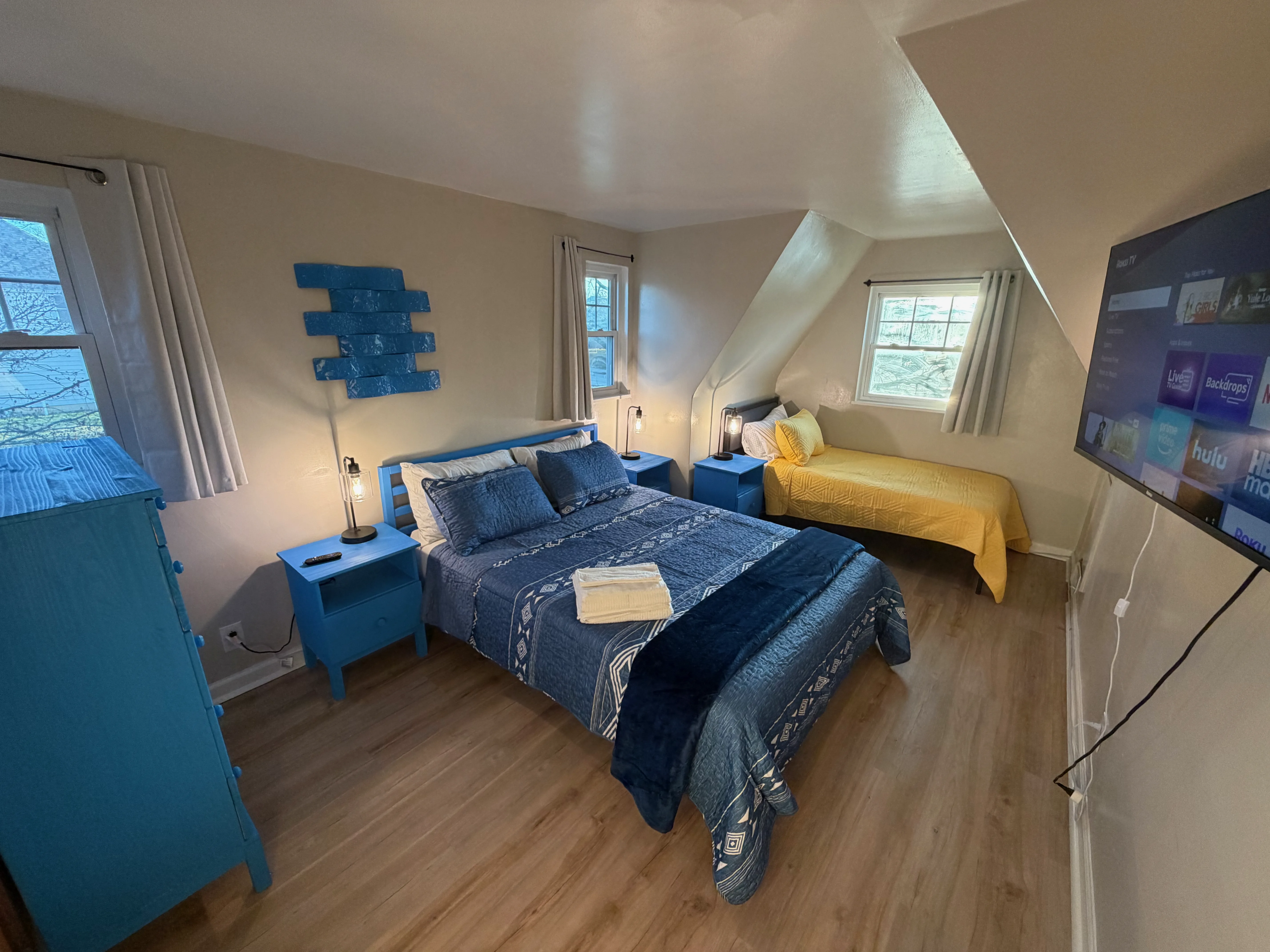 Bedroom 4 at The Land of Cleve, Dayton OH